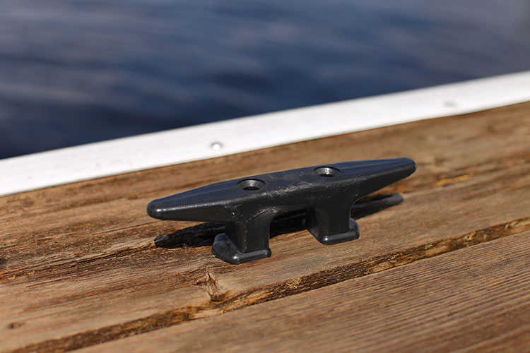 Dock Edge Polyethylene Molded Cleats - (4 sizes)